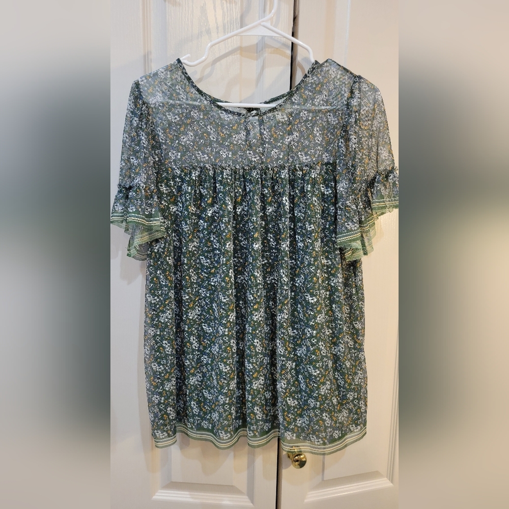 Max Studio Knit Mesh top Size:Large